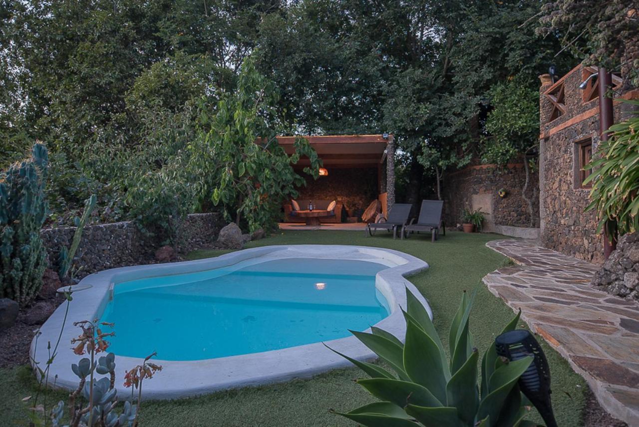 Villa Los Matos Pool And Garden Valleseco Extérieur photo